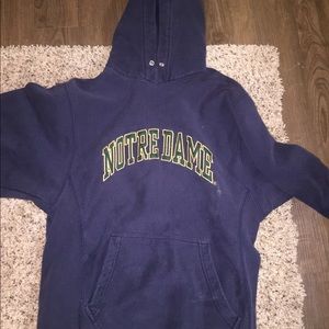 Notes Dame hoodie 👀